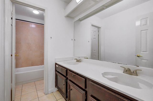 3103 Ashford Bend Drive, Houston, TX 77082