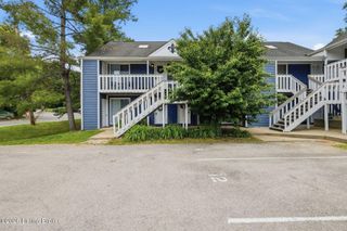 2738 Brownsboro Rd 1, Louisville, KY 40206