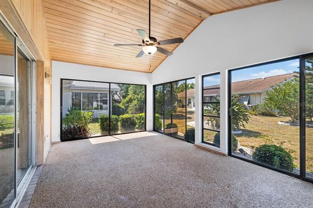 204 CACTUSFLOWER LANE, Sun City Center, FL 33573