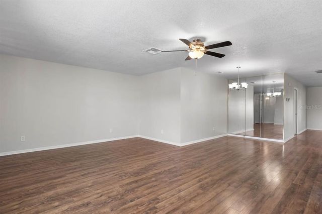 204 CACTUSFLOWER LANE, Sun City Center, FL 33573