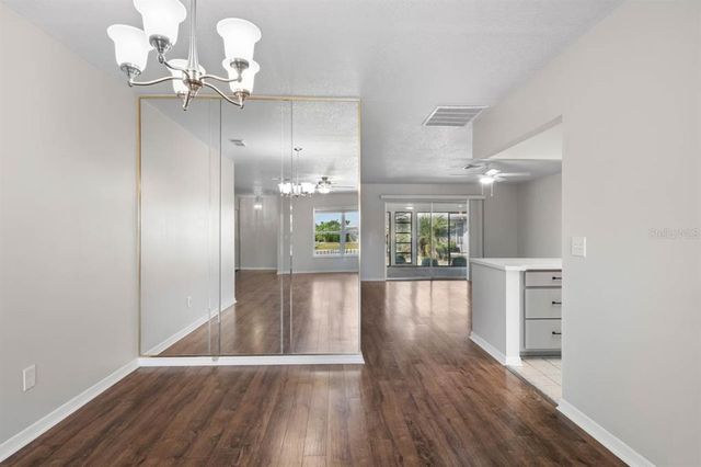 204 CACTUSFLOWER LANE, Sun City Center, FL 33573