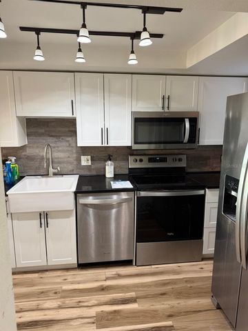 3823 N OAK DRIVE K11, Tampa, FL 33611