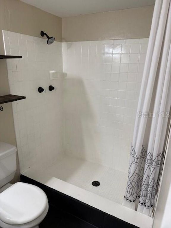 Image 15 of property listing at 3823 N OAK DRIVE K11, Tampa, FL 33611