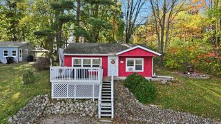 60 Lane 220A West Otter Lake, Angola, IN 46703