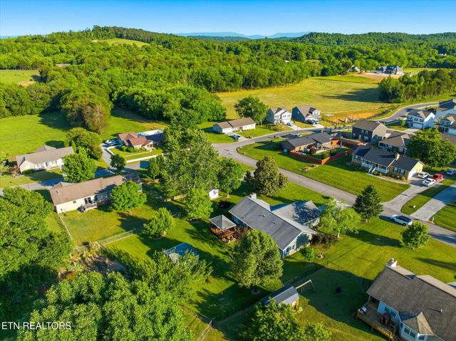 1404 Housley Drive, Athens, TN 37303
