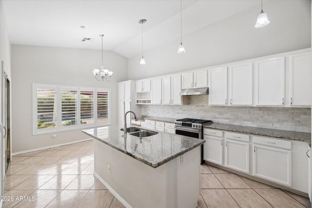 8846 W CAMPBELL Avenue, Phoenix, AZ 85037