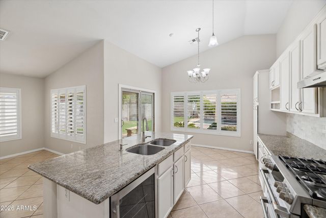 8846 W CAMPBELL Avenue, Phoenix, AZ 85037