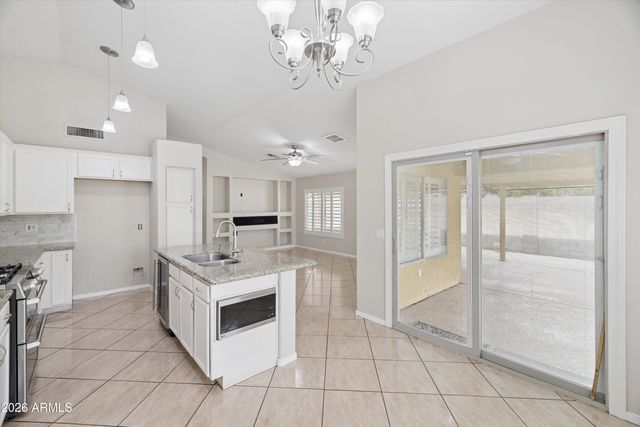 8846 W CAMPBELL Avenue, Phoenix, AZ 85037