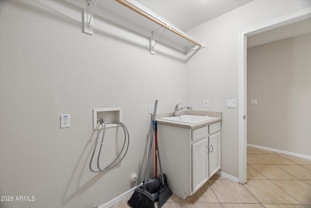 8846 W CAMPBELL Avenue, Phoenix, AZ 85037