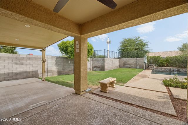 8846 W CAMPBELL Avenue, Phoenix, AZ 85037