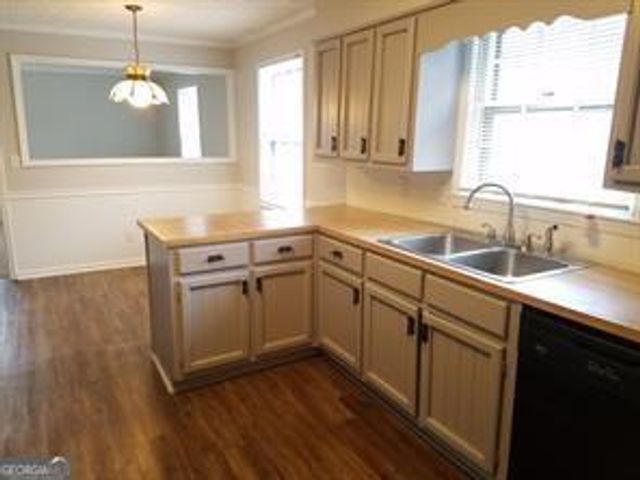 4101 Springlake Circle, Buford, GA 30519
