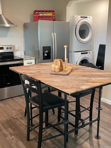 3145 Westview, Canyon Lake, TX 78133