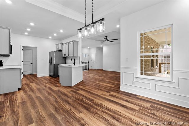 422 Pine Drive Circle, Henryville, IN 47126