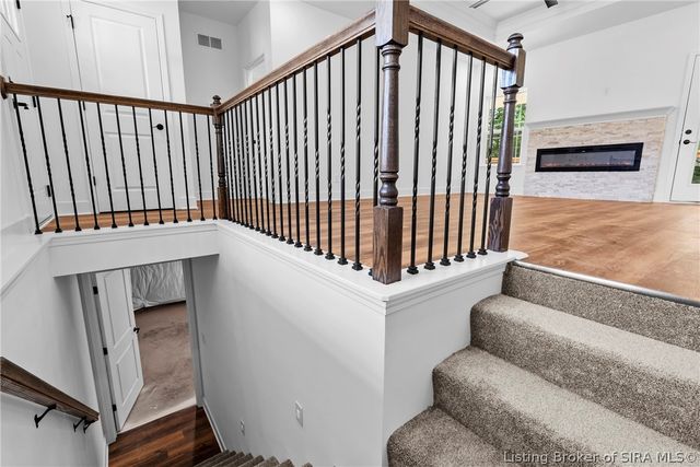 422 Pine Drive Circle, Henryville, IN 47126
