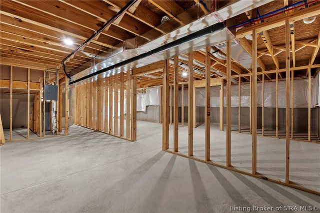 422 Pine Drive Circle, Henryville, IN 47126