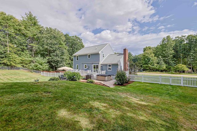 27 Marty Drive, Merrimack, NH 03054