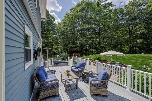 27 Marty Drive, Merrimack, NH 03054