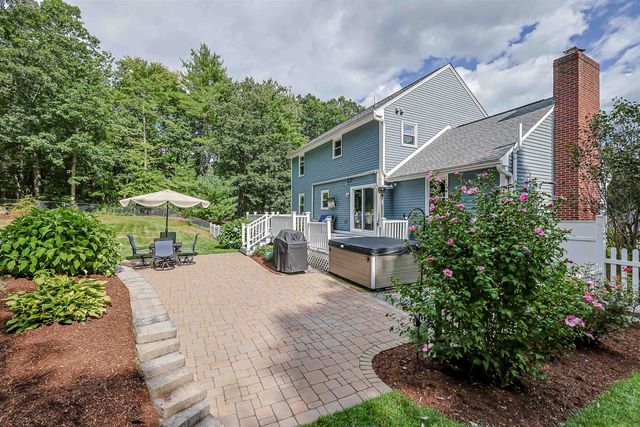 27 Marty Drive, Merrimack, NH 03054