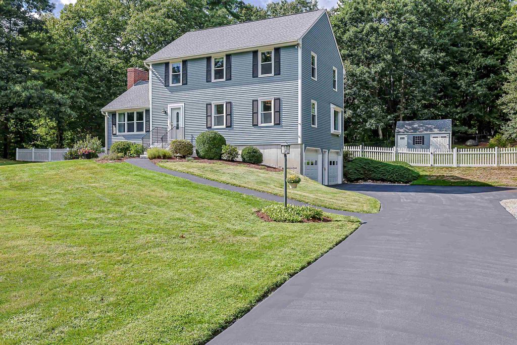 27 Marty Drive, Merrimack, NH 03054