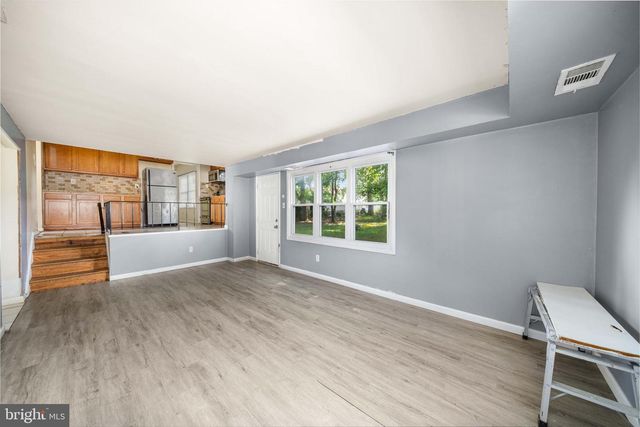9 CORDREY RD, Newark, DE 19713