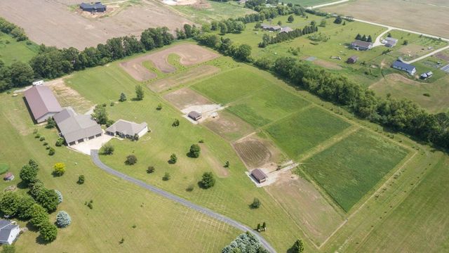 W7371 BUTTERFLY LANE, Shiocton, WI 54170