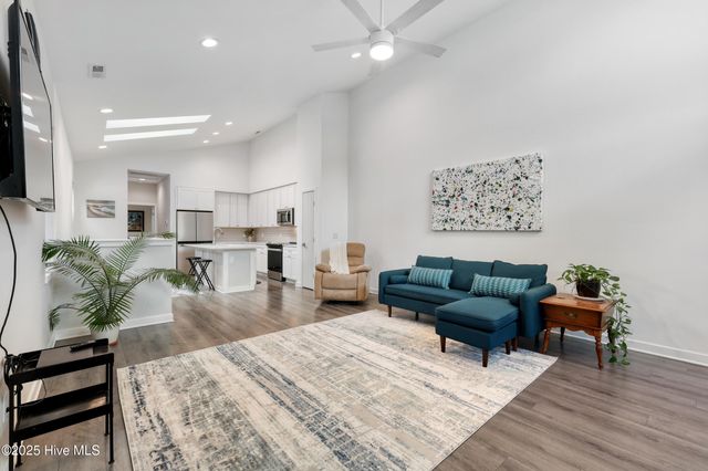 617 Sumter Avenue 1, Carolina Beach, NC 28428