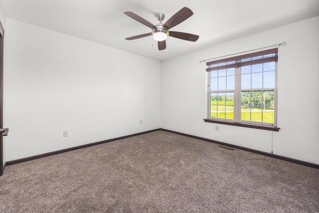 N88W18648 Duke COURT, Menomonee Falls, WI 53051