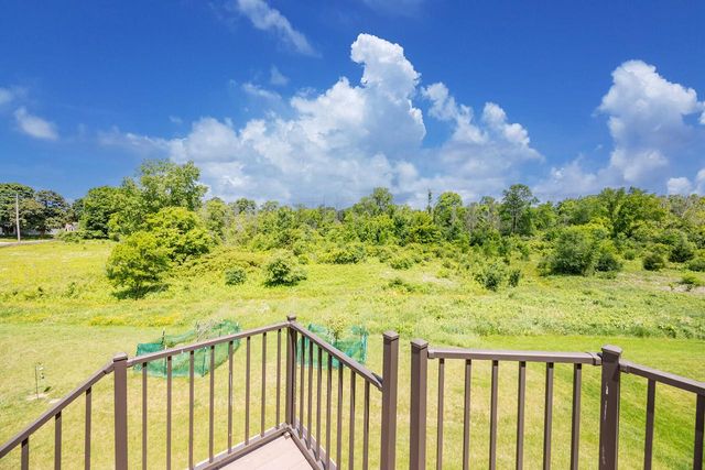 N88W18648 Duke COURT, Menomonee Falls, WI 53051