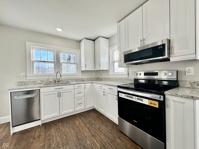 939 E York Street, Martinsville, IN 46151