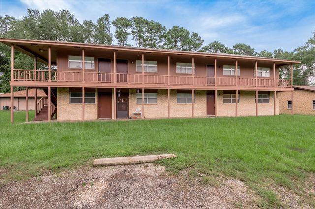 120 Mcadams Lane E, Huntsville, TX 77320