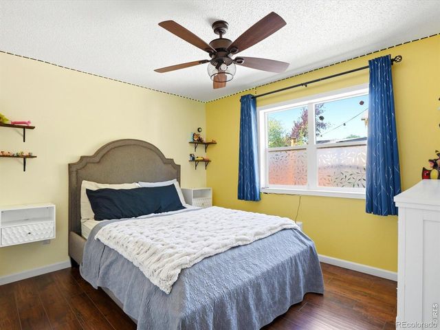 1864 Mount Sneffels Street, Longmont, CO 80504