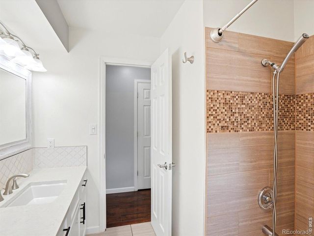 1864 Mount Sneffels Street, Longmont, CO 80504