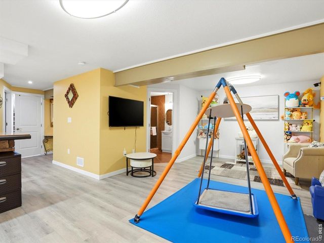 1864 Mount Sneffels Street, Longmont, CO 80504