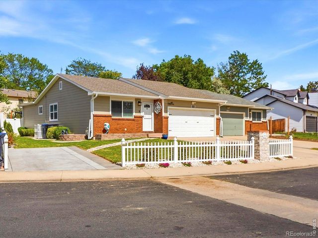 1864 Mount Sneffels Street, Longmont, CO 80504