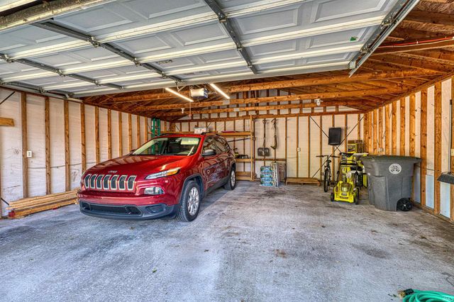 2313 E Chandler Avenue, Evansville, IN 47714