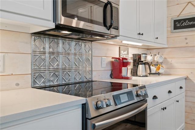 206 Celestial Circle, Clayton, GA 30525