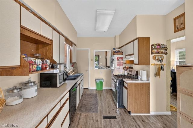 2227 E 30th Street, Lorain, OH 44055