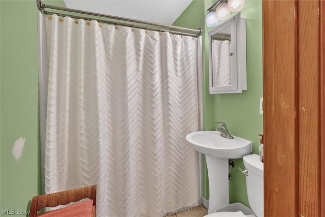 2227 E 30th Street, Lorain, OH 44055