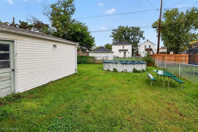 2227 E 30th Street, Lorain, OH 44055