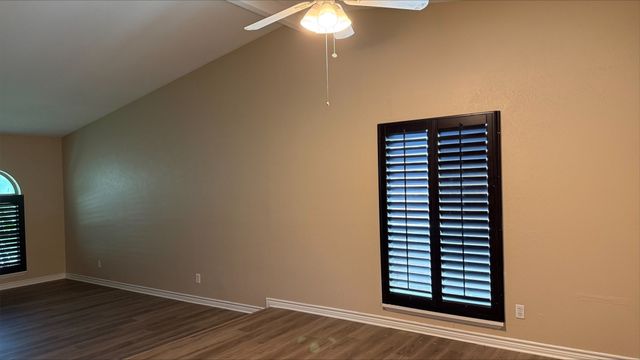 5036 Ashlock Drive, The Colony, TX 75056