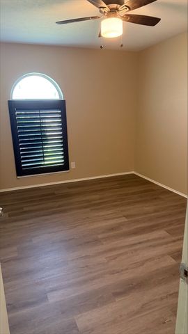 5036 Ashlock Drive, The Colony, TX 75056