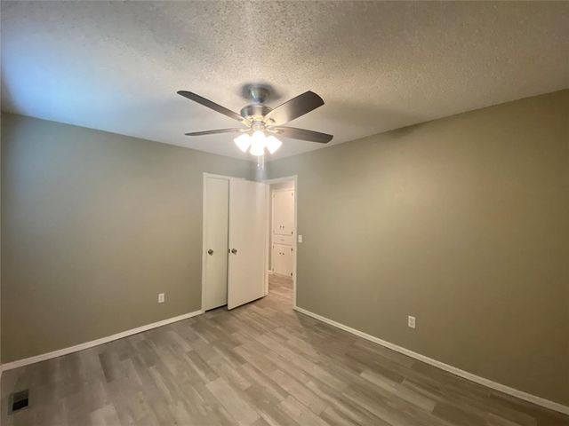 2433 N Shady Tree Drive, Edmond, OK 73013