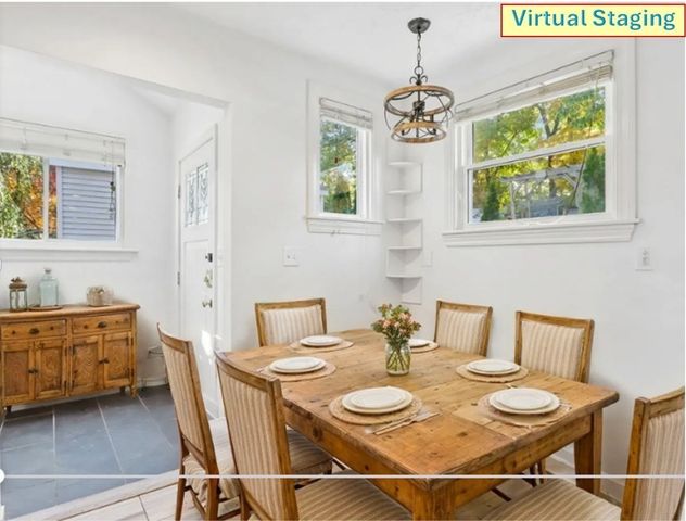 2 Lakeview Dr, Billerica, MA 01821