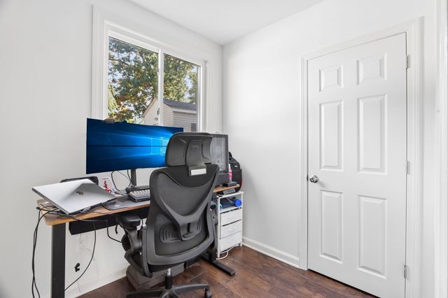 2 Lakeview Dr, Billerica, MA 01821