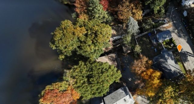 2 Lakeview Dr, Billerica, MA 01821