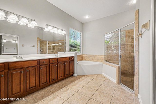 2533 SUNNY CREEK Drive, Fleming Island, FL 32003
