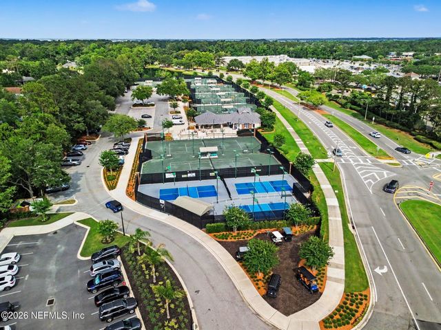 2533 SUNNY CREEK Drive, Fleming Island, FL 32003