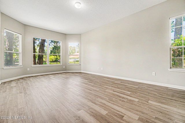 2533 SUNNY CREEK Drive, Fleming Island, FL 32003