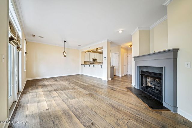 648 Village Park Drive Unit 302, Wilmington, NC 28405