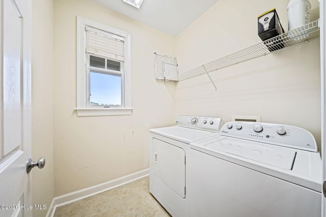 648 Village Park Drive Unit 302, Wilmington, NC 28405